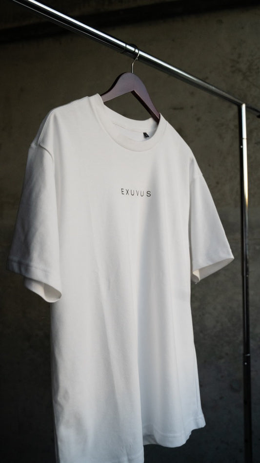 EXUVUS TEE